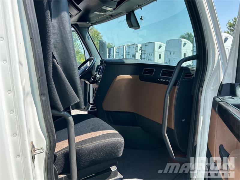 Freightliner Cascadia 126 Çekiciler
