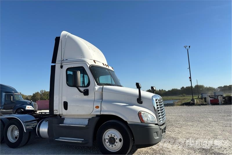 Freightliner Cascadia 125 Sattelzugmaschinen
