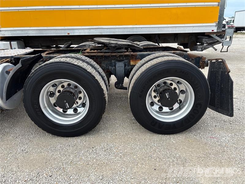 Freightliner Cascadia 116 Prime Movers
