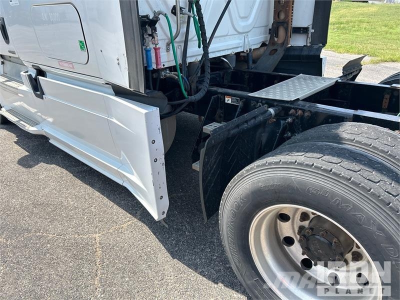 Freightliner Cascadia 125 Çekiciler
