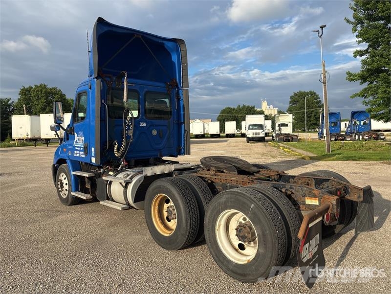 Freightliner Cascadia 113 Tracteur routier