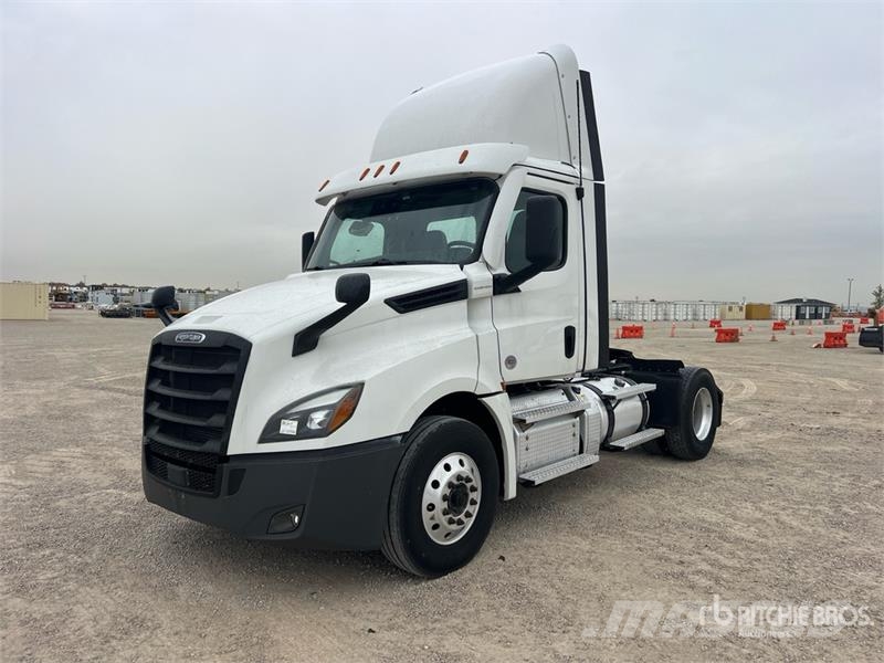 Freightliner Cascadia 126 Prime Movers