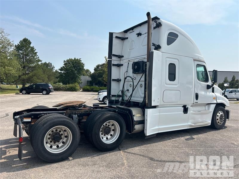 Freightliner Cascadia 125 Çekiciler