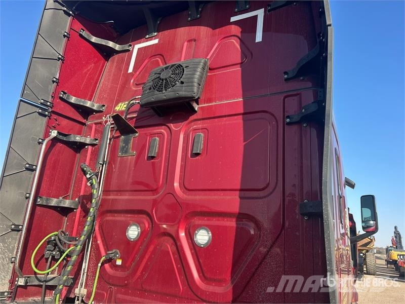 Freightliner Cascadia 126 Влекачи