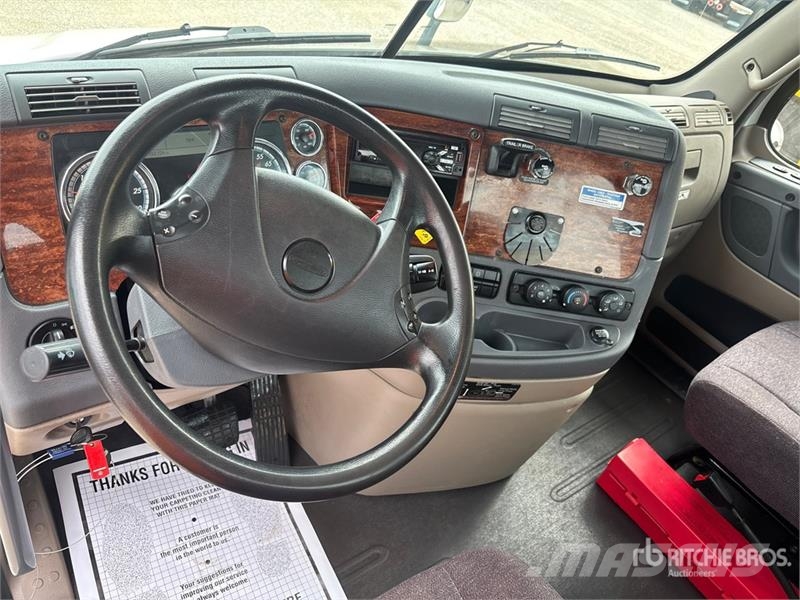 Freightliner Cascadia 113 Vlačilci