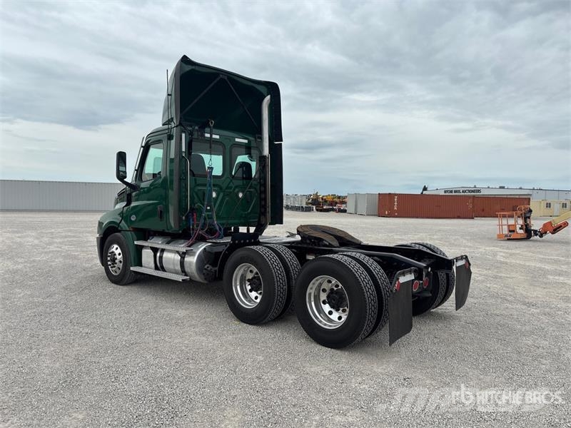 Freightliner Cascadia 126 Prime Movers