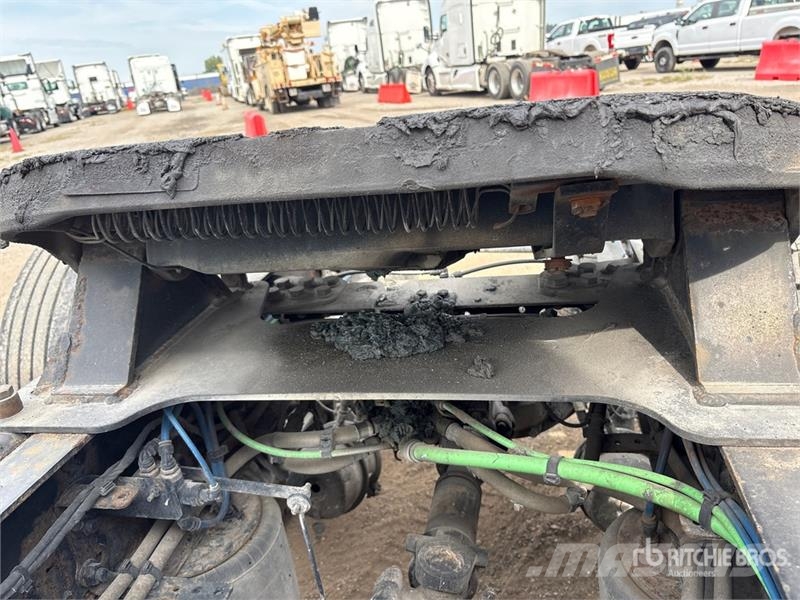 Freightliner Cascadia 126 6x4 T/A Sleeper Truck Tractor Çekiciler