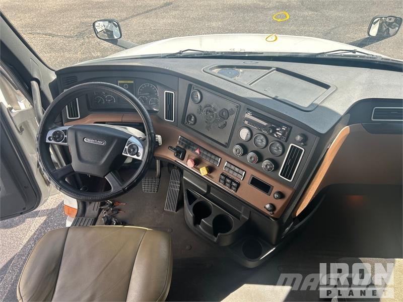 Freightliner Cascadia 126 Trekkvogner