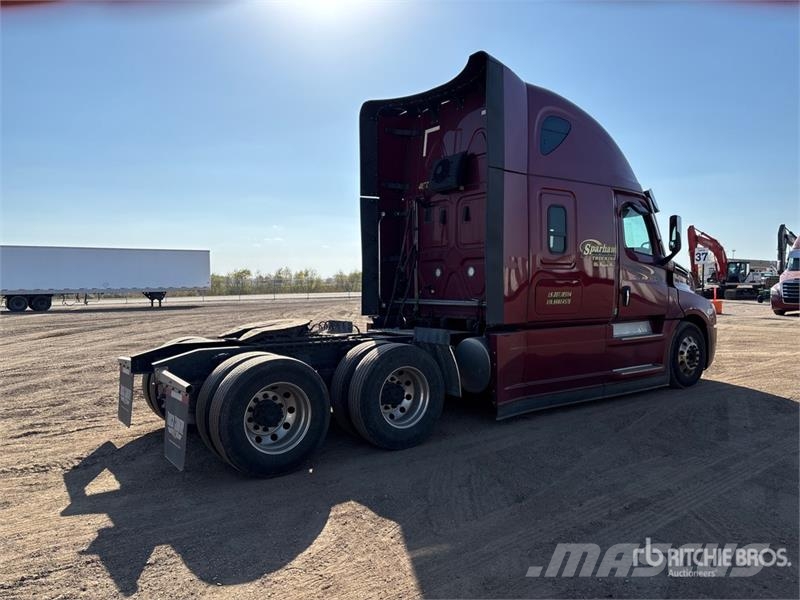 Freightliner Cascadia 126 Влекачи