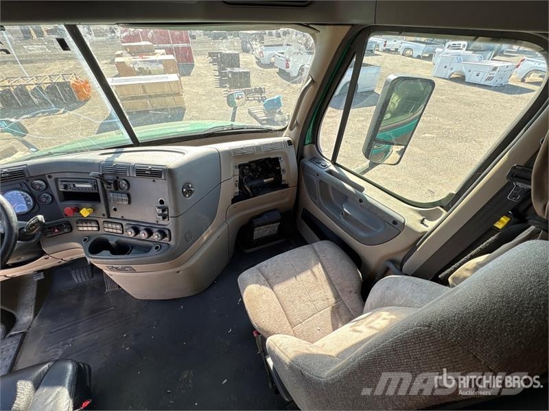 Freightliner Cascadia 125 Тягачі
