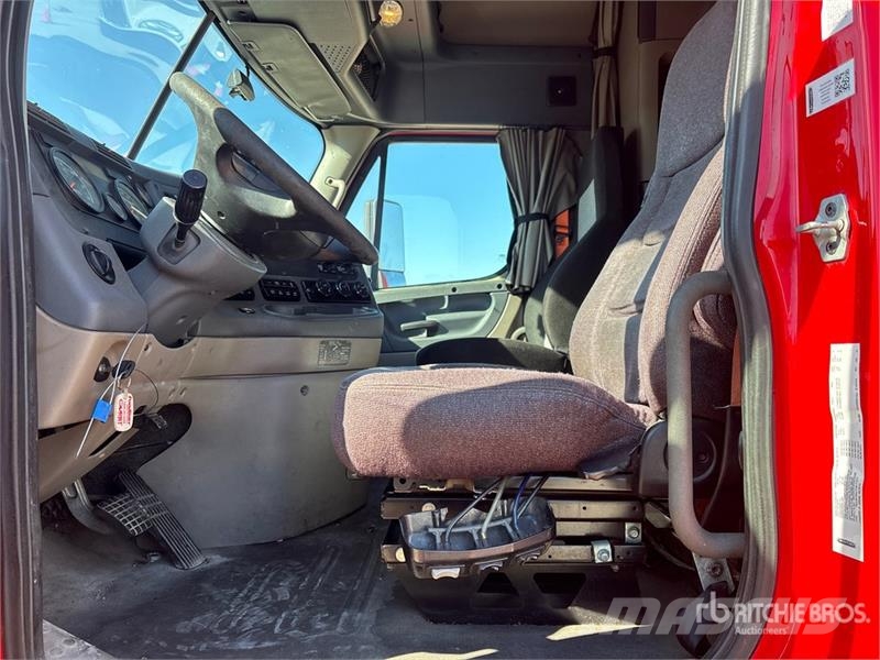 Freightliner Cascadia 113 Sattelzugmaschinen