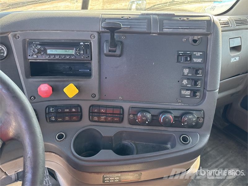Freightliner Cascadia 113 Vlačilci