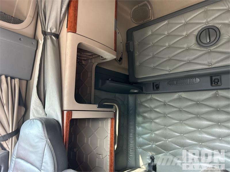 Freightliner Cascadia 125 Tahače