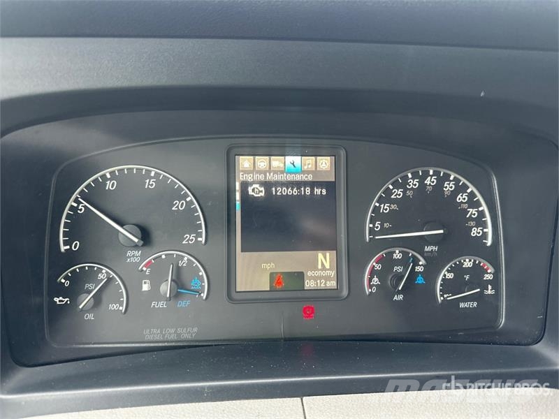 Freightliner Cascadia 126 6x4 Rebuilt Title* T/A Sleeper Truck  Tractor Units