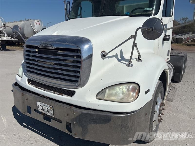Freightliner Columbia 112 Tegljači