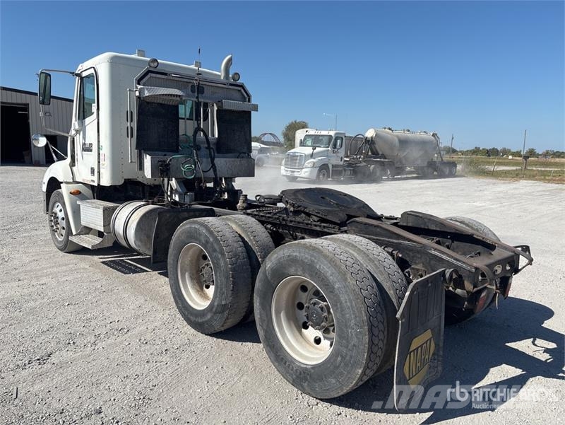 Freightliner Columbia 112 Tegljači