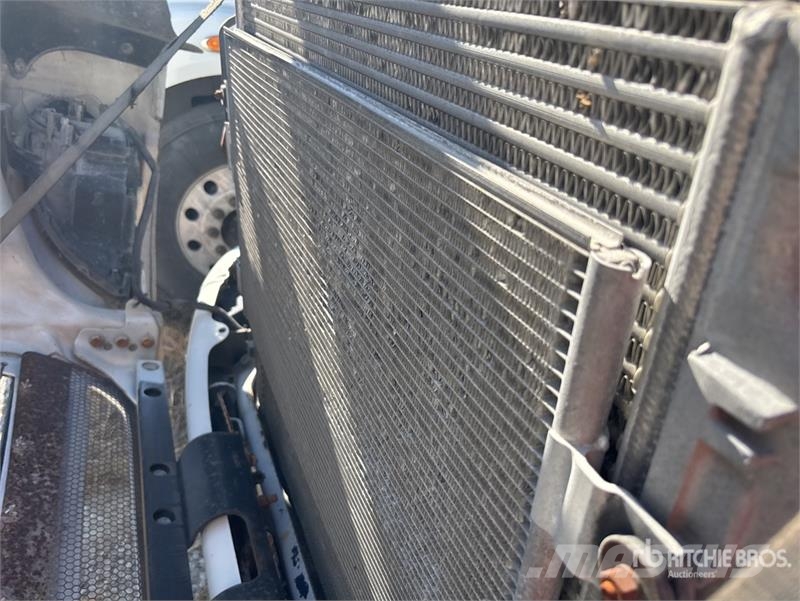Freightliner Columbia 112 Тягачі