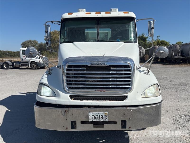 Freightliner Columbia 112 Tegljači