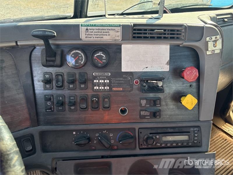 Freightliner Columbia 112 Vlačilci