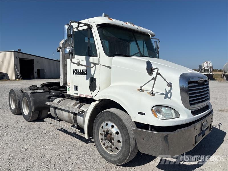 Freightliner Columbia 112 Tegljači