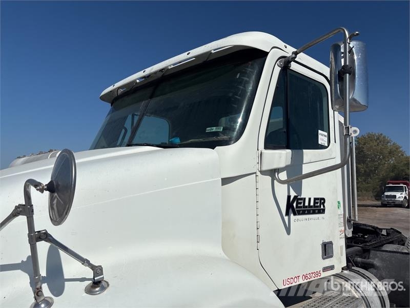 Freightliner Columbia 112 Tegljači