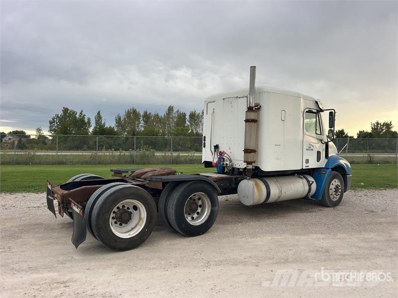 Freightliner Columbia 112 Trekkvogner