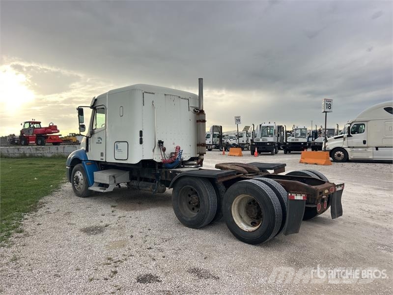 Freightliner Columbia 112 Trekkvogner
