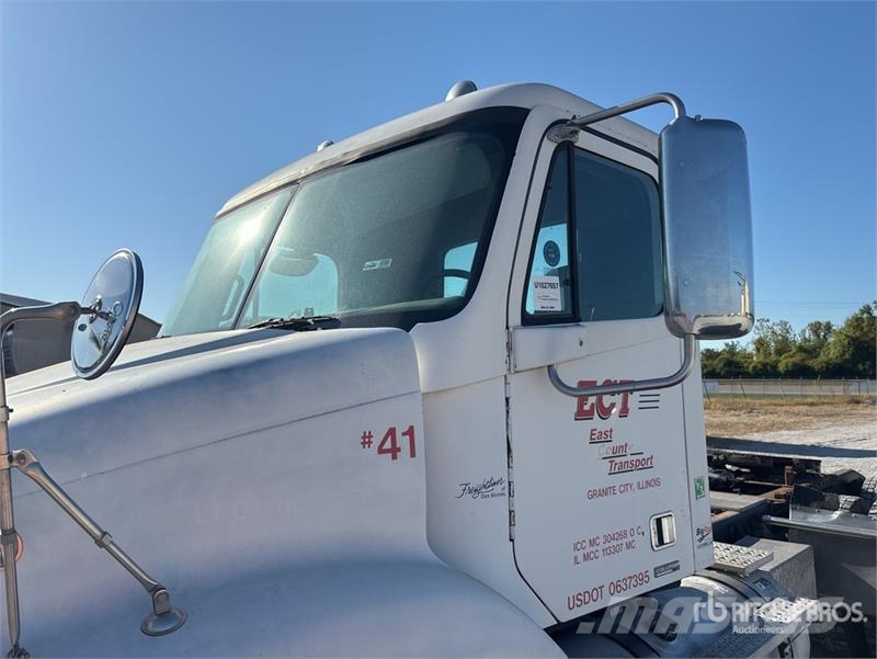 Freightliner Columbia 112 Vlačilci
