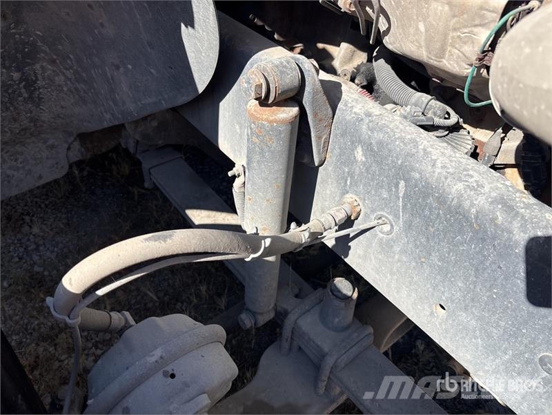 Freightliner Coronado 122SD Тягачі