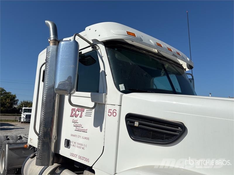 Freightliner Coronado 122SD Тягачі