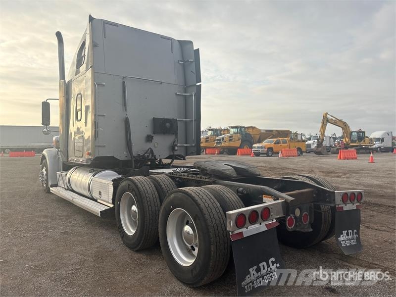 Freightliner Coronado 6x4 T/A Sleeper Truck Tractor Prime Movers