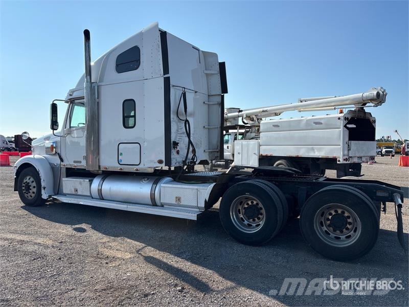 Freightliner Coronado 132 6x4 T/A Sleeper Truck Tractor (Glider Vlačilci