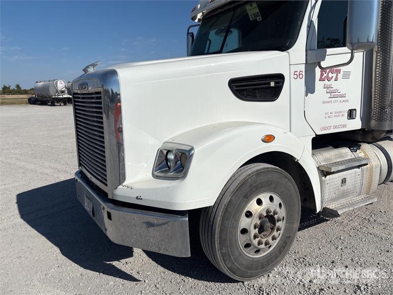 Freightliner Coronado 122SD Тягачі