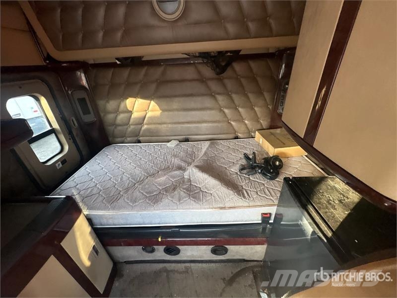 Freightliner Coronado 6x4 T/A Sleeper Truck Tractor Prime Movers