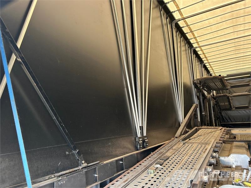 Freightliner CST120 6x4 Sleeper Car Carrier Truck Transport vehicles