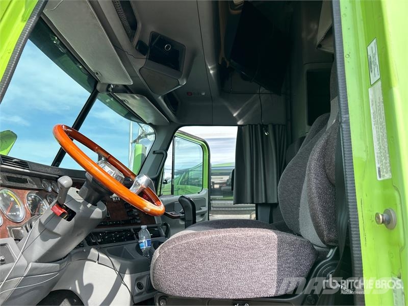 Freightliner CST120 6x4 Sleeper Car Carrier Truck Transport vehicles