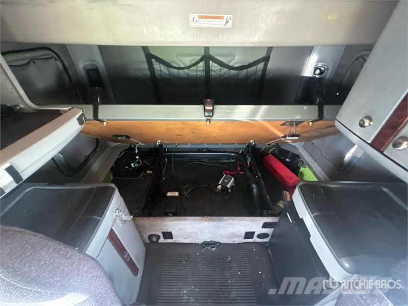 Freightliner CST120 6x4 Sleeper Car Carrier Truck Transport vehicles