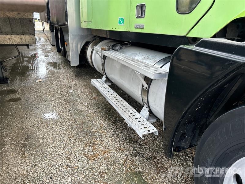 Freightliner CST120 6x4 Sleeper Car Carrier Truck Transport vehicles