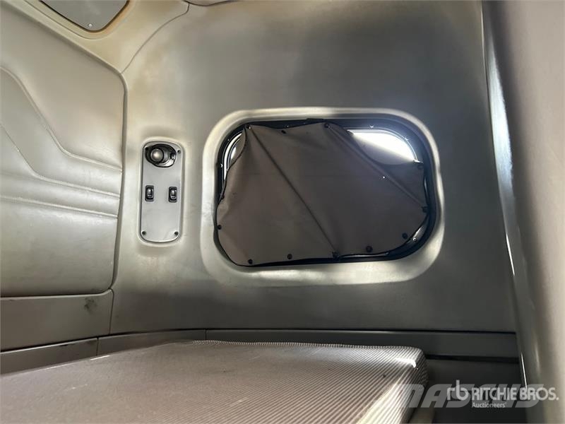 Freightliner CST120 6x4 Sleeper Car Carrier Truck Transport vehicles