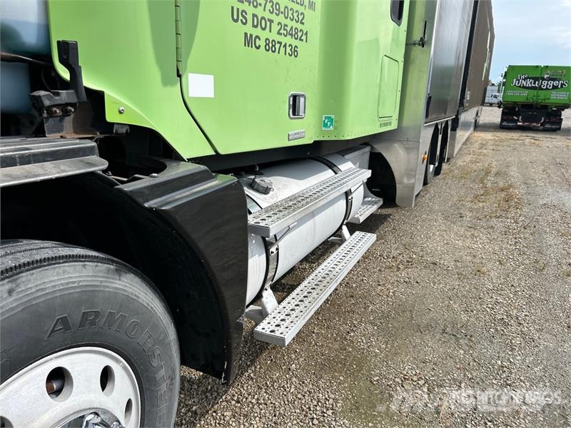 Freightliner CST120 6x4 Sleeper Car Carrier Truck Transport vehicles
