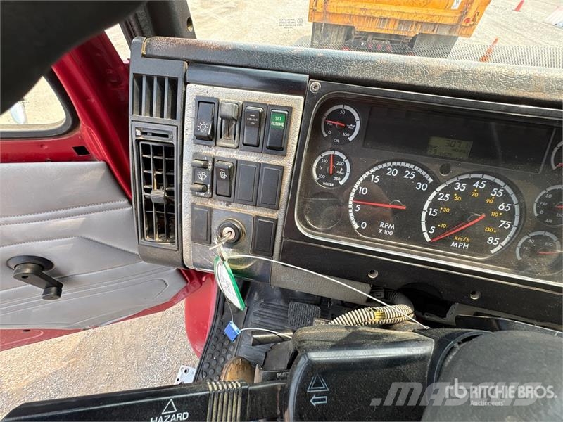 Freightliner FL 70 Kipper