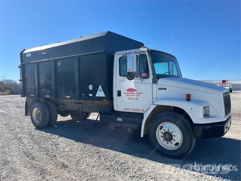 Freightliner FL 70 Tovornjaki za žagovino