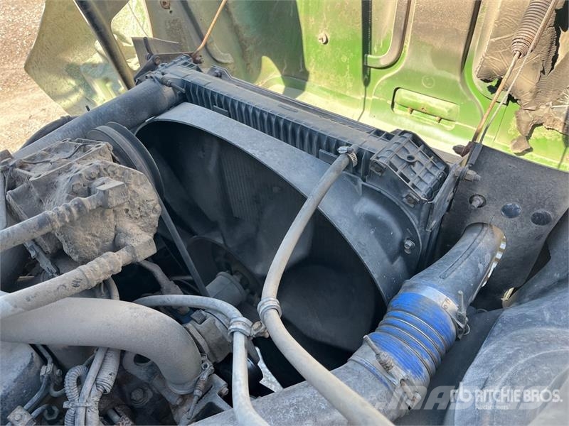 Freightliner FL 70 Tovornjaki za žagovino
