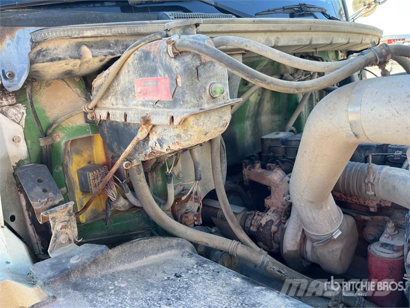 Freightliner FL 70 Tovornjaki za žagovino