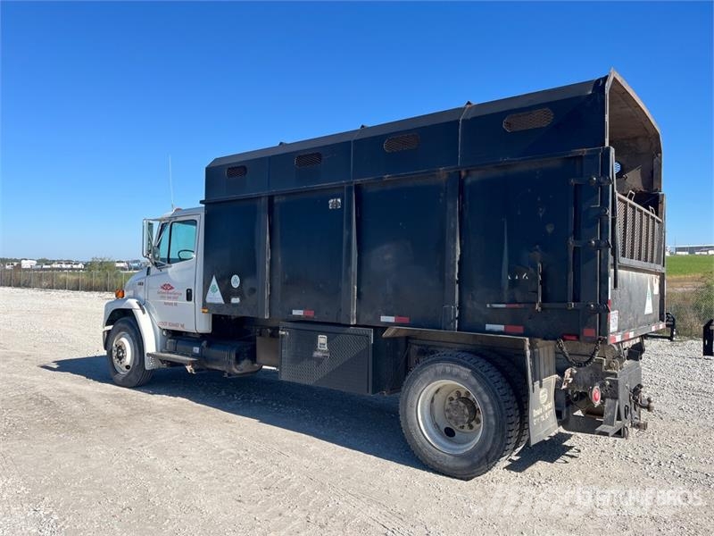 Freightliner FL 70 Tovornjaki za žagovino
