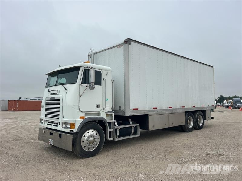 Freightliner FLB 6x4 Van Truck Фургони