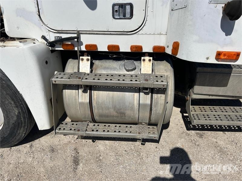 Freightliner FLD 120 트랙터 유닛