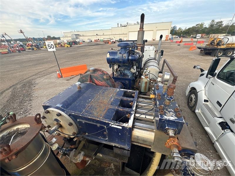 Freightliner FLD120 6x4 Flatbed Truck Kamioni sa otvorenim sandukom