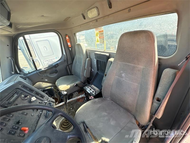 Freightliner HV-57 on  Freightliner 114SD 6x4 Vacuum Excavator  Vakuumski tovornjaki