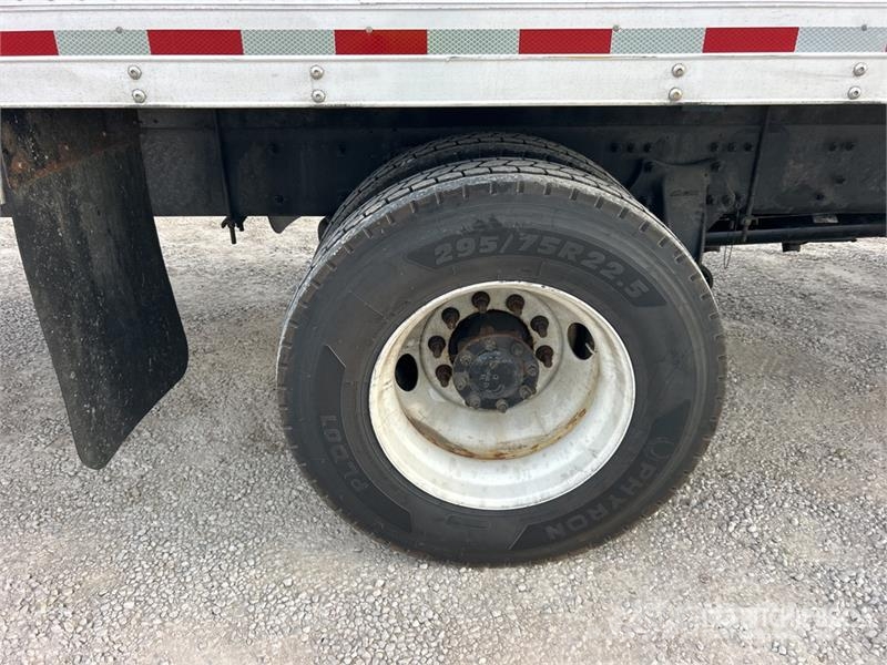 Freightliner M2 Dobozos teherautók